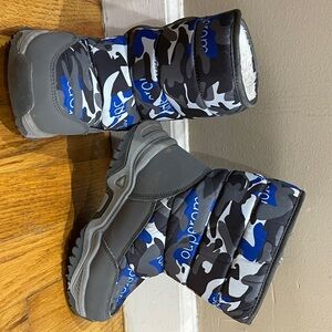 Sport Kids Blue and Gray Camouflage Boots